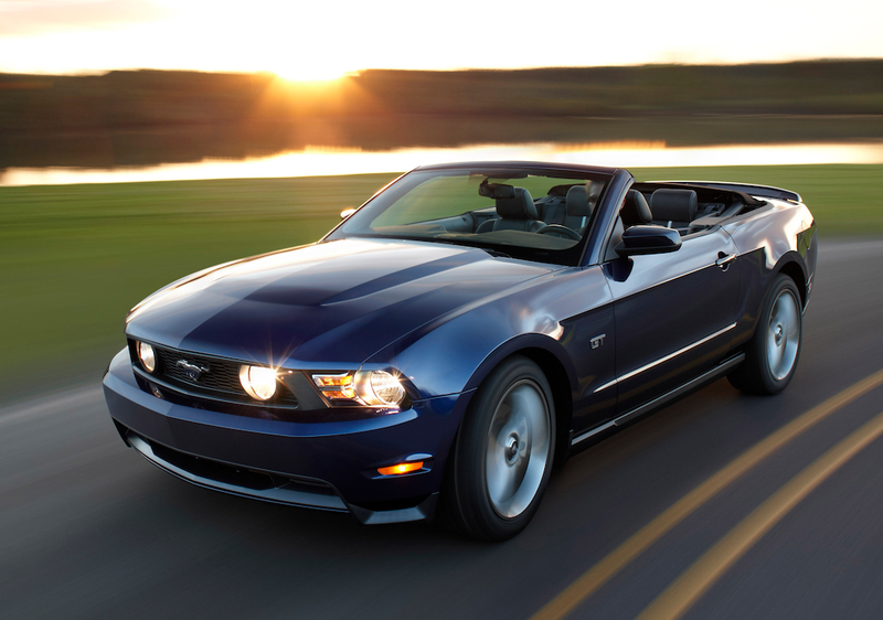Illustration for article titled 2010 Ford Mustang GT First Video